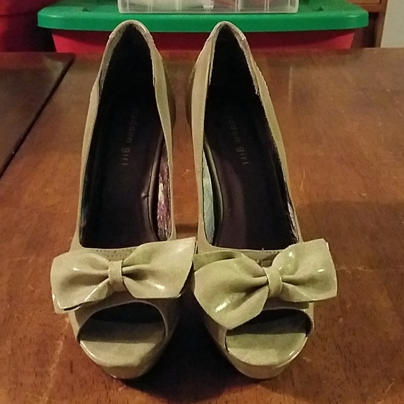 Madden Girl platform heels - Picture 2 of 5